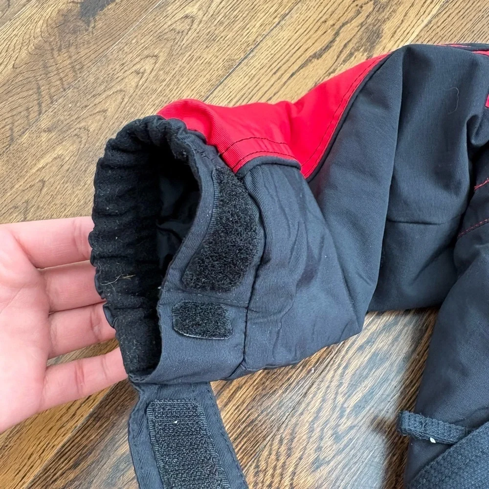 Obermeyer Kids Red and Black Ski/ Snowsuit Size 4